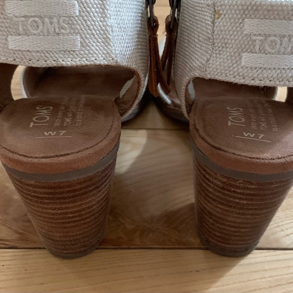 TOMS   Cream Block Heel Sandals - Picture 3 of 5